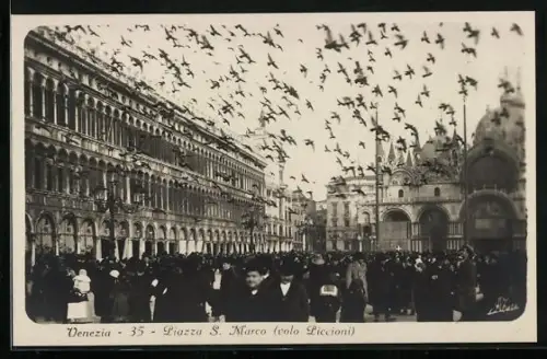 AK Venezia, 35, Piazza S. Marco volo Piccioni