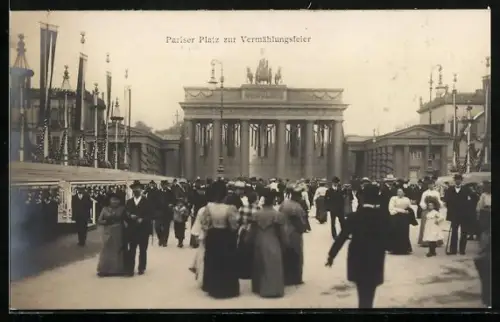 AK Berlin, Pariser Platz zur Vermählungsfeier