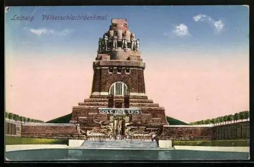 AK Leipzig, Völkerschlachtdenkmal unter blauem Himmel