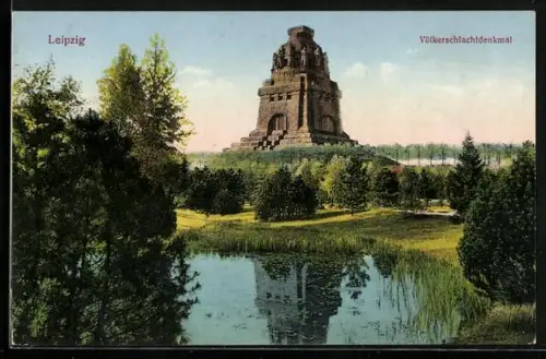 AK Leipzig, Völkerschlachtdenkmal aus der Ferne