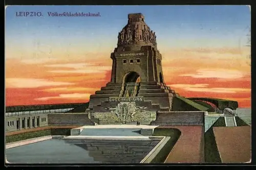 AK Leipzig, Völkerschlachtdenkmal im Sonnenuntergang