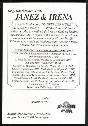 AK Musiker Janes und Irena am Baum mit ihrem Akkordeon, Autograph