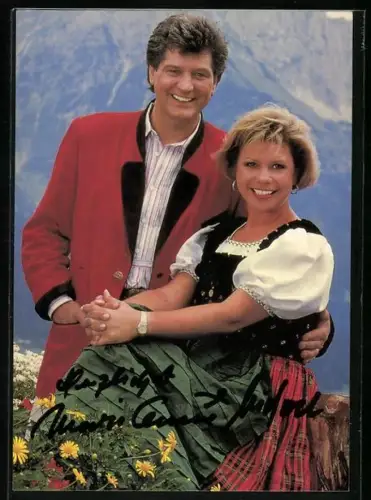 AK Musiker Marianne und Michael vor Bergpanorama, Autograph