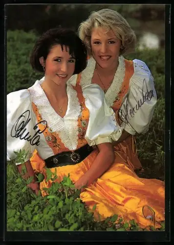 AK Sängerinnen-Duo Geschwister Hofmann jeweils in gelbem Kleid, Autograph