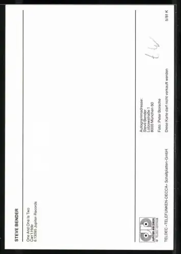 AK Musiker Steve Bender im roten Rollkragenpullover, Autograph