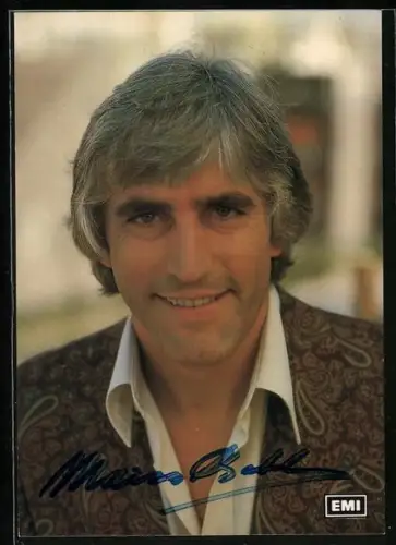 AK Musiker Marco Bakker schaut den Betrachter an, Autograph