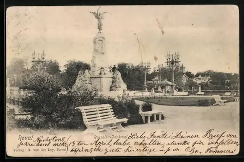 AK Reval, Partie am Russalka-Denkmal, Anlagen mit Ruhebänken