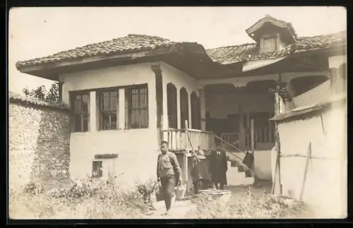 Foto-AK Prilep, Herrenhaus eines vornehmen Mazedonierfürsten