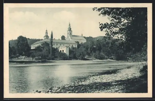 AK Mukacevo, Flusspartie mit Kirche