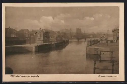 AK Zaandam, Wilhelmina sluis