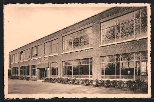 AK Lessines, Ecole Moyenne de l`Etat pour jeunes filles, Facade