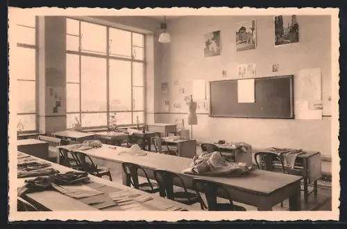 AK Lessines, Ecole Moyenne de l`Etat pour jeunes filles, Salle de couture