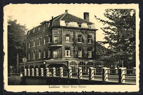 AK Lanklaar, Hotel Beau Séjour