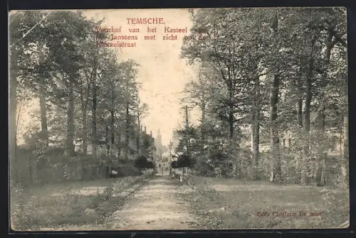 AK Temsche, Voorhof van het Kasteel van Mr. Janssens met zicht op de Kasteelstraat