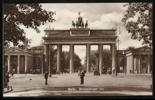 AK Berlin, Partie am Brandenburger Tor