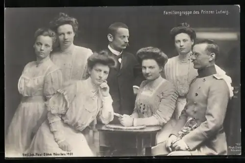 AK Familiengruppe des Prinzen Ludwig III.