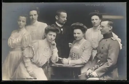 AK Familiengruppe des Prinzen Ludwig III.
