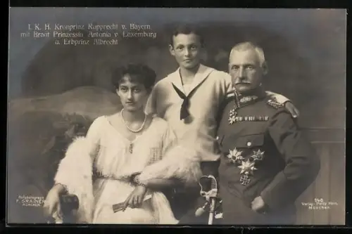 AK Kronprinz Rupprecht von Bayern mit Prinzessin Antonia von Luxemburg und Erbprinz Albrecht