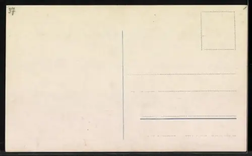 AK Die drei Söhne des Kronprinzenpaares vor Meeresbild sitzend