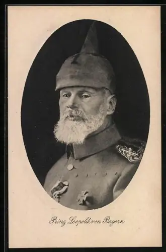 AK Prinz Leopold von Bayern in Uniform mit Helm, Eisernes Kreuz