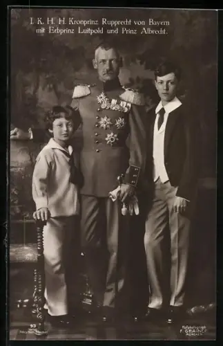 AK I. K. H. H. Kronprinz Rupprecht von Bayern mit Erbprinz Luitpolt und Prinz Albrecht