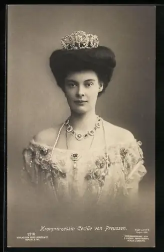 AK Unsere Kronprinzessin Cecilie mit Krone