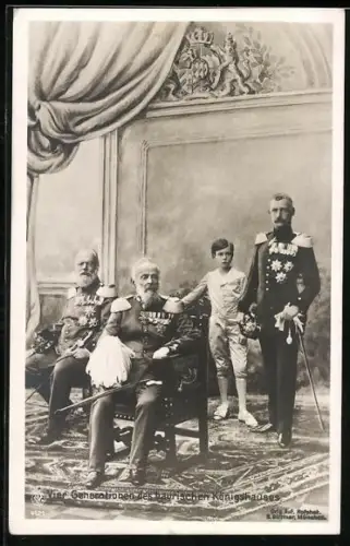 AK Prinzregent Luitpold mit seinem Kind und seinem Enkel
