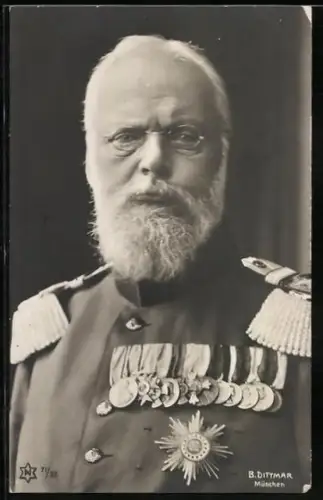 AK Portrait König Ludwig III. in Uniform mit Orden