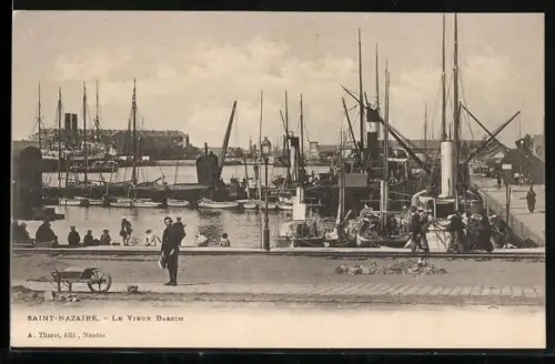 AK Saint-Nazaire, Le Vieux Bassin, Hafen