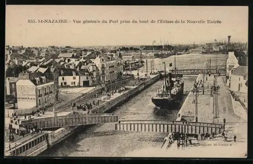 AK St-Nazaire, Vue générale du Port prise du bout de l`Ecluse de la Nouvelle Entrée