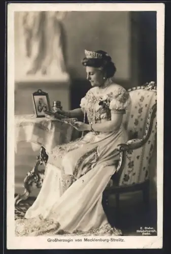 AK Grossherzogin Elisabeth von Mecklenburg-Strelitz mit Diadem