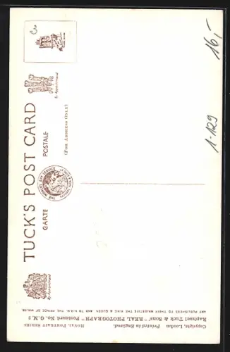 AK H. R. H. Princess Marina von Griechenland in schlichter Kleidung