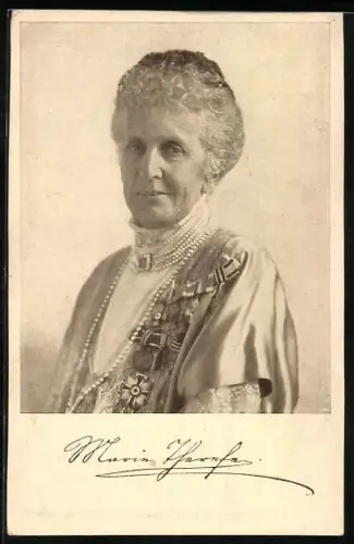 AK Porträt Königin Maria Therese von Bayern mit Perlenkette