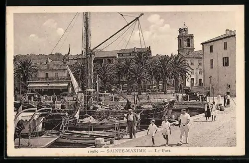 AK Sainte-Maxime, Le Port