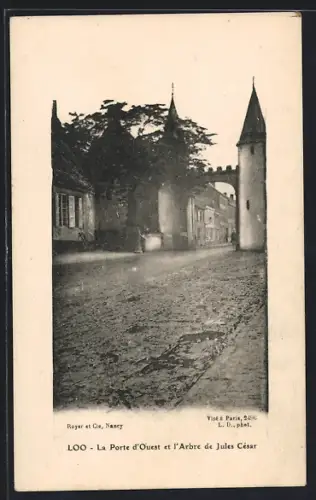 AK Loo, La Porte d`Ouest et l`Arbre de Jules César