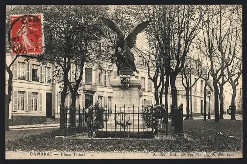 AK Cambrai, Place Thiers