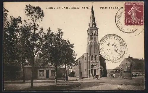 AK Ligny-en-Cambrésis /Nord, Place de l`Eglise