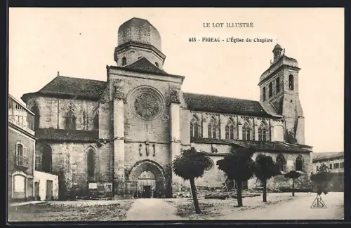 AK Figeac, L`Église du Chapitre vue de face avec arbres devant