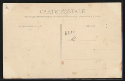 AK Duravel, Vue générale du village et des collines environnantes