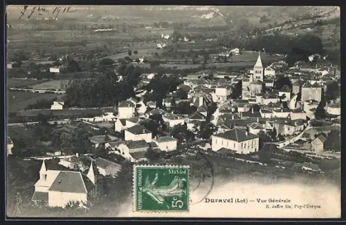AK Duravel /Lot, Vue Générale du village avec église et paysage environnant