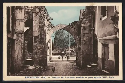 AK Bretenoux /Lot, Vestiges de l`ancienne enceinte et porte ogivale XIIIe siècle