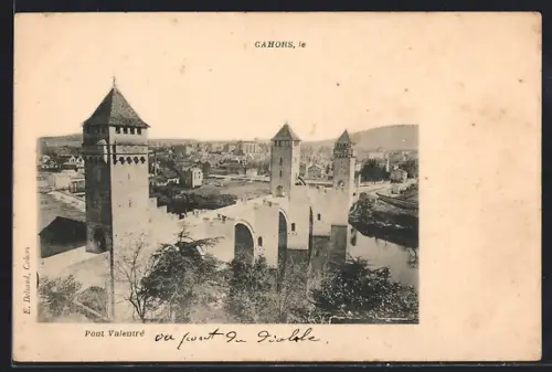 AK Cahors, Pont Valentré et vue sur la ville environnante