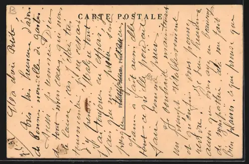 AK Figeac, L`Église des Carmes et la place ombragée en automne