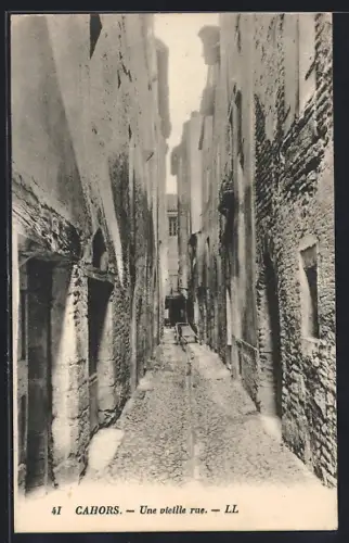 AK Cahors, Une vieille rue