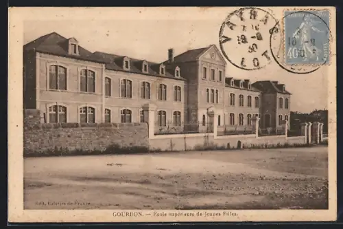 AK Gourdon, École supérieure de Jeunes Filles