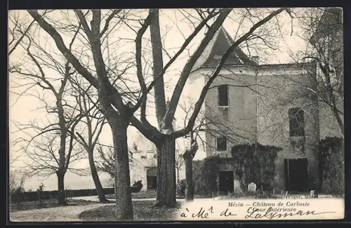AK Mézin, Château de Carboste, Cour intérieure