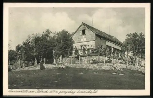AK Enzianhütte am Kieneck, Berghütte mit Besuchern