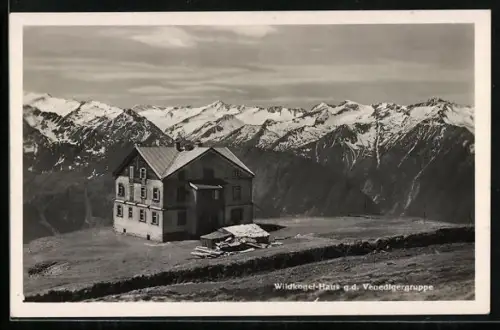 AK Wildkogel-Haus, Berghütte gegen die Venedigergruppe