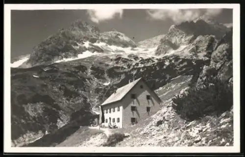 AK Priel-Schutzhaus, Berghütte mit Panorama