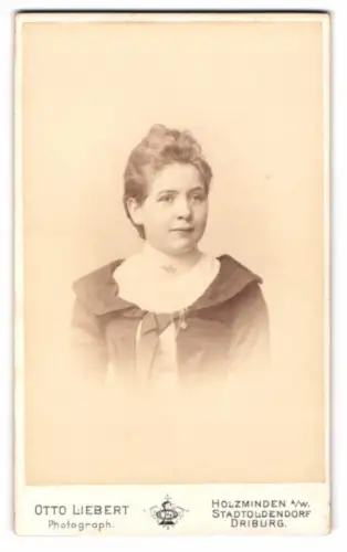 Fotografie Otto Liebert, Holzminden, Porträt einer jungen Frau